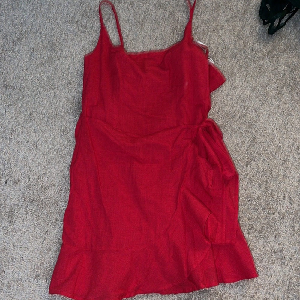princess polly dress - Picture 2 of 3
